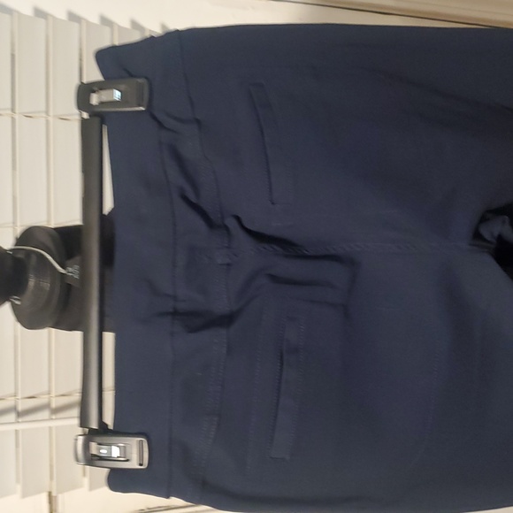 Slim Sation Capris - Picture 5 of 6